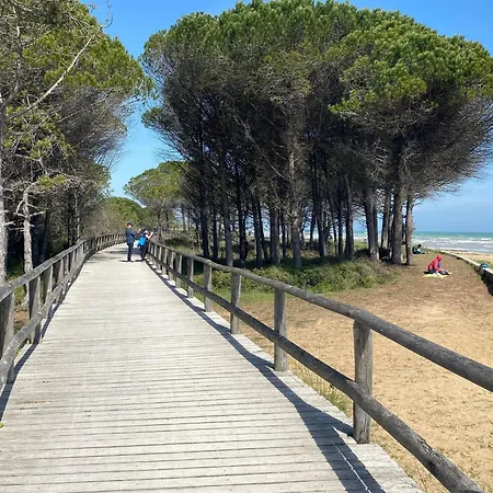 Seafront With Fenced Yard And Sea Views Apartment Bibione